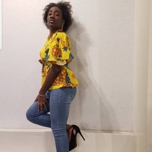 Meet your Posher, Edidiong